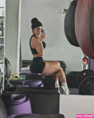 Esme Diaz [ esme-diaz ] - Go on, put it in already!
