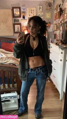 Aaliyeezy - Gonna get your cock as big as it can get 🍆😇