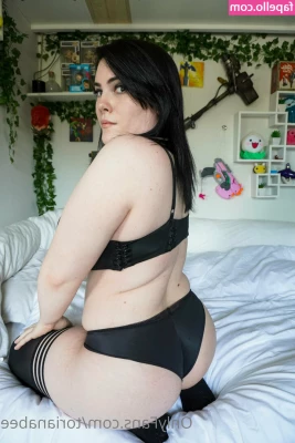 torianabee - Hola soy nueva en esto haber qué tal espero les agrade soy de sonora