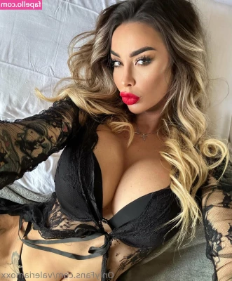 valeriamoxx [ valeriamoxx-1 ] - Bart s my best fan  y all   he s such a simp