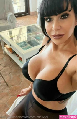 Naima Guidi [ naima-guidi ] - Do you like being teased, baby?