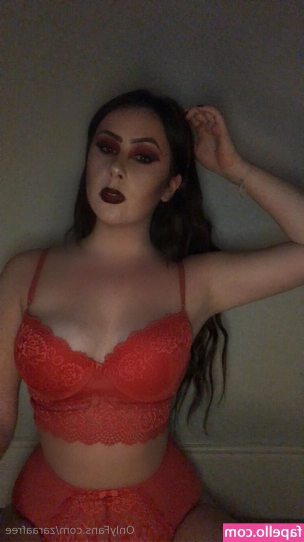 zaraafree - You have a few minutes to text your mistress 🖤 I won't wait.....