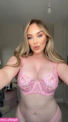 lexiraex [ lexiraex-12 ] - Should I go back to red hair   my tittys at that time