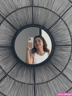 Anita Sapkota [ anita-sapkota ] - Are you enjoying your free videos in your dms? X