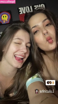 Alicia Gomes Oliveira [ alicia-gomes-oliveira ] - Bite of love that might make you tough. 😉😘