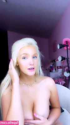 linsey99 - wanna join me here and get our bubble butt's wet? 🫦