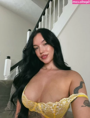 Abbygiirl - Mesmerizing morning messages from my boobs. Check your inbox