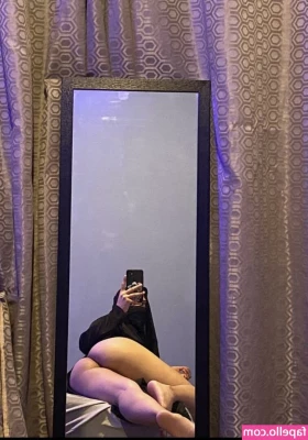 Arabmusclemommy - 🖤 October is here! 🖤A BRAND NEW MONTH TO SPOIL ALL OF MY