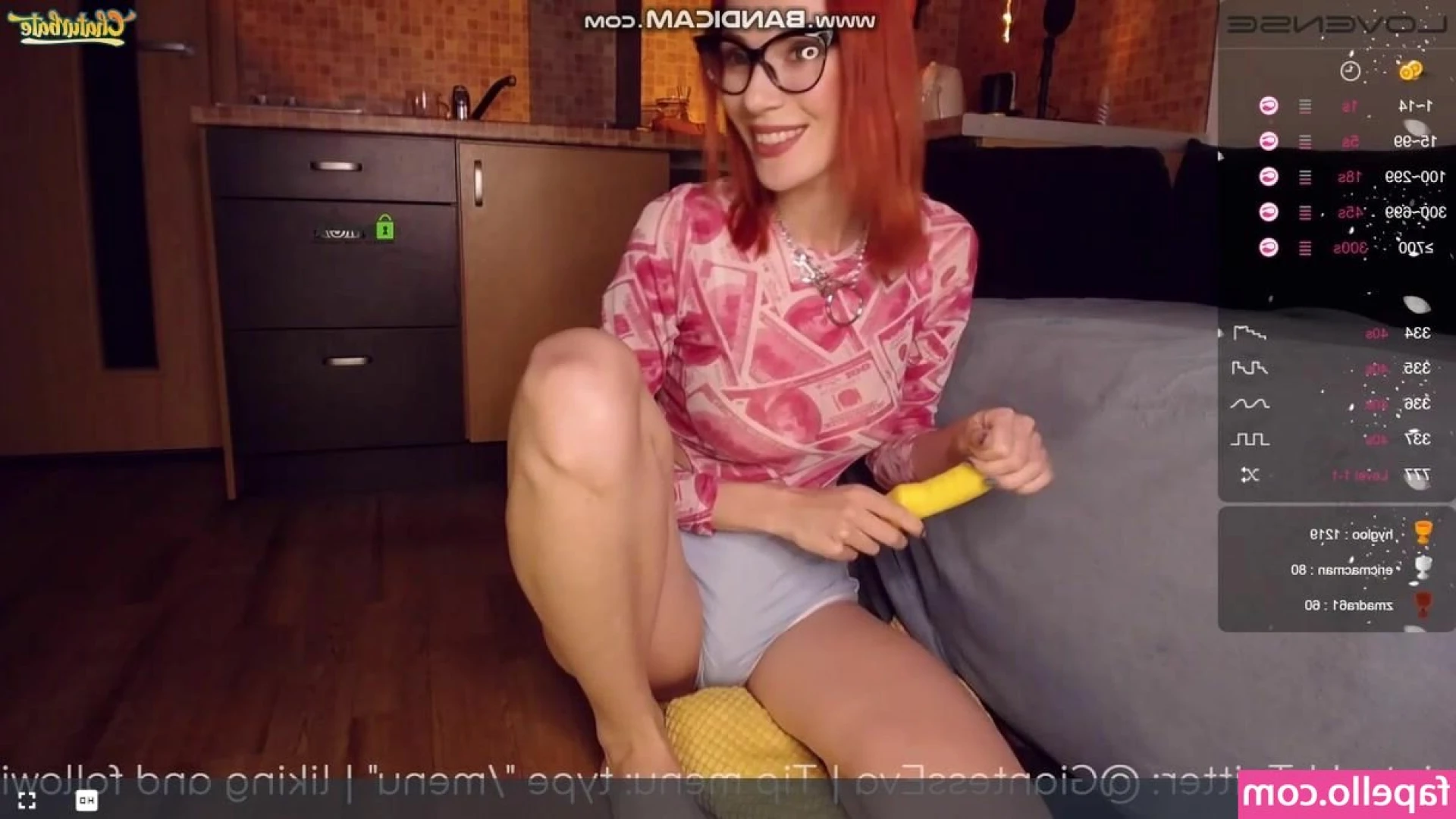 giantesseva - Warming up my beer a lil bit 😂