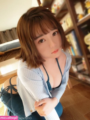 Nikumikyo - My cousin putting in work
