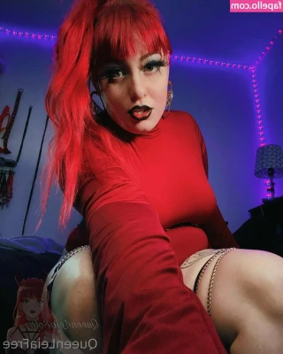 queenleiafree - Tryin to stay cool