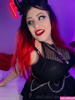 queenleiafree - Hey Fans    As promised  here comes my new post with 27 Erotic and