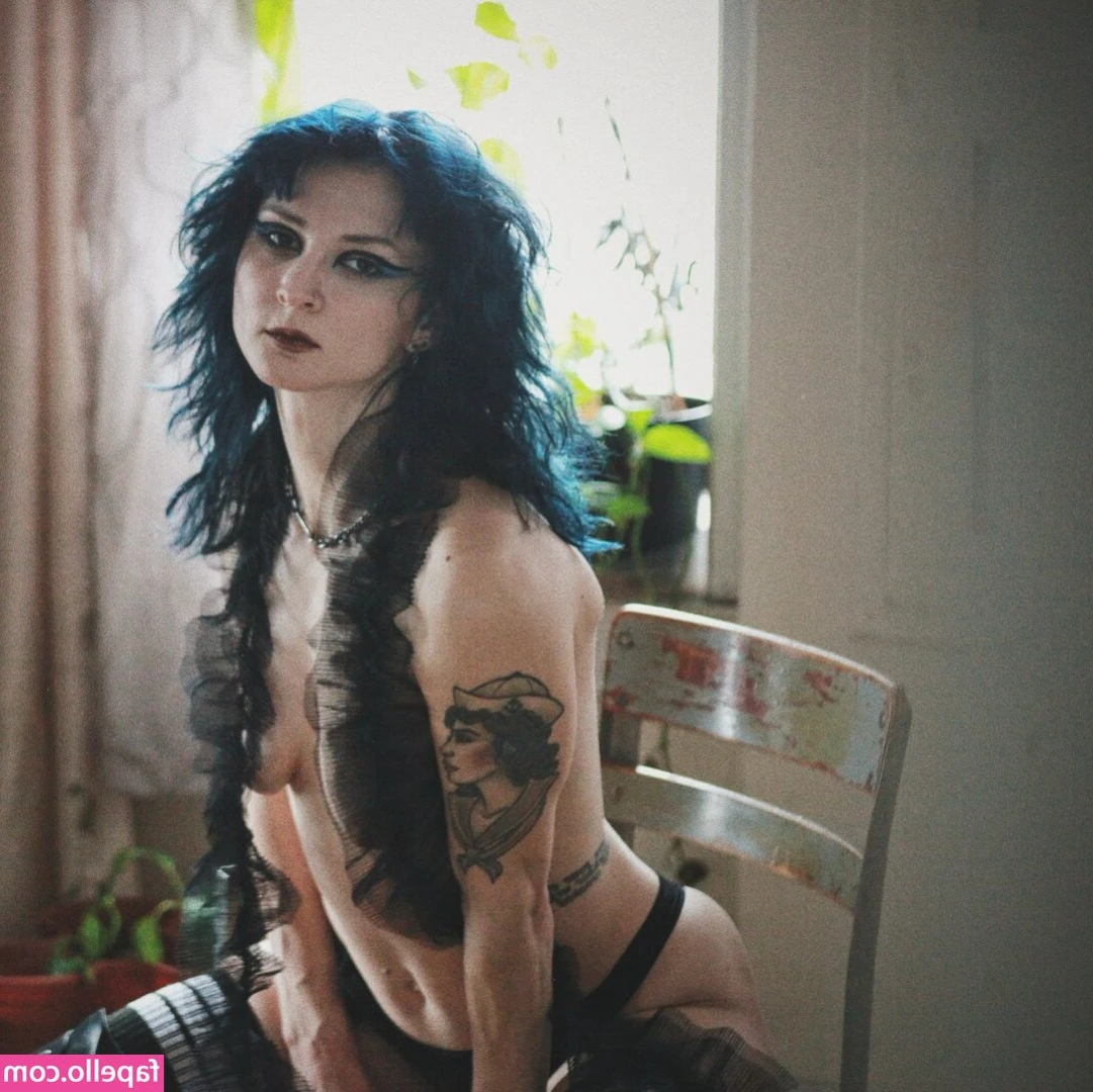 PunkModel - hi lovely ppl <3 sorry for the slight inactivity! we’ll be back