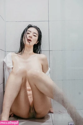 Hellorina - Strip me up and make me wet🥵🥵