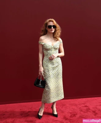 Jessica Chastain [ jessica-chastain ] - Send $25 tip for a content request of your choice