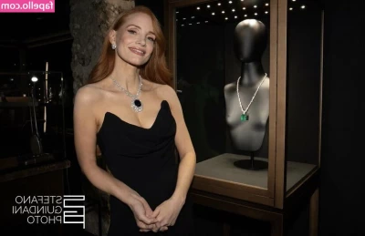 Jessica Chastain [ jessica-chastain ] - I don t bite hard