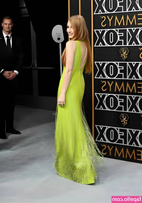 Jessica Chastain [ jessica-chastain ] - Being grabbed around the throat xx