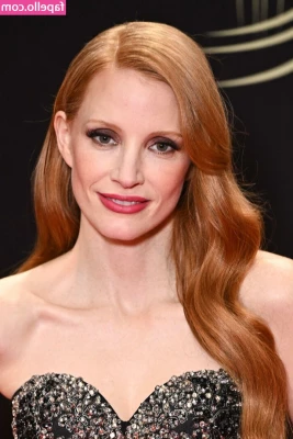 Jessica Chastain [ jessica-chastain ] - Afternoon relax with a client