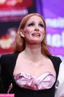 Jessica Chastain [ jessica-chastain ] - Mountain View top !!