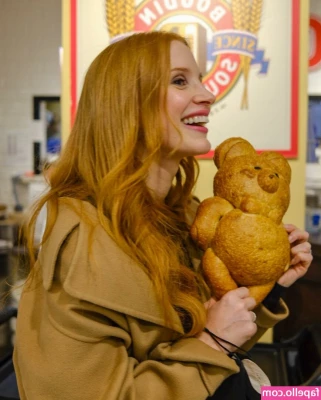 Jessica Chastain [ jessica-chastain ] - My left, your right. Lol