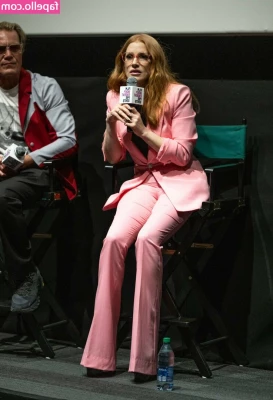 Jessica Chastain [ jessica-chastain ] - Hmmmmm idk if I wanna play with my pussy rn, help me decide bae?