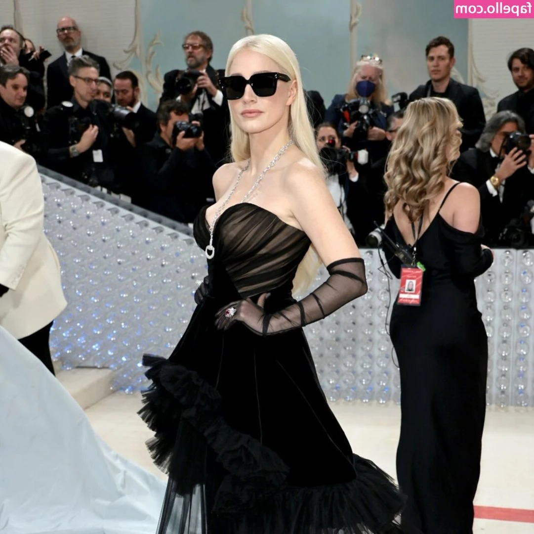 Jessica Chastain [ jessica-chastain ] - Here is my apology for being away I have had really busy days