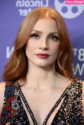 Jessica Chastain [ jessica-chastain ] - [PHOTOS] Can't stop playing animal crossing....