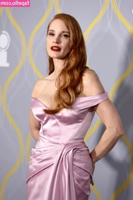 Jessica Chastain [ jessica-chastain ] - Como nos vemos mejor   Quizás sin nada