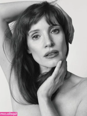 Jessica Chastain [ jessica-chastain ] - Nude Yoga
