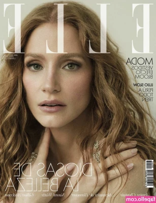 Jessica Chastain [ jessica-chastain ] - Solbadning kan foregå på mange måder 😍