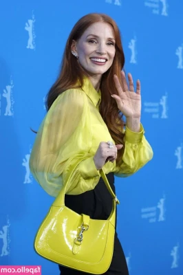 Jessica Chastain [ jessica-chastain ] - It's #FlashbackFriday on this sunny #ValentinesDay! You seem to like
