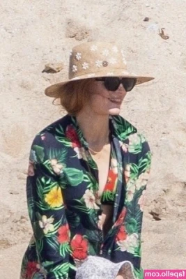 Jessica Chastain [ jessica-chastain ] - Stream started at 11/01/2020 06:56 pm  Good morning , Happy Sunday