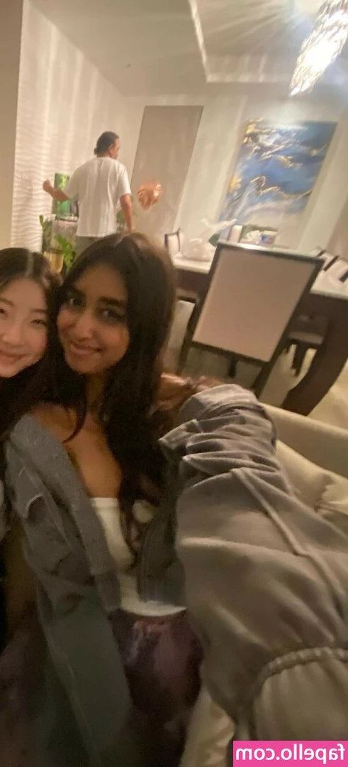 ritishaaaaaaaaaa - Sexy DD flexing fun  Hotness in your face