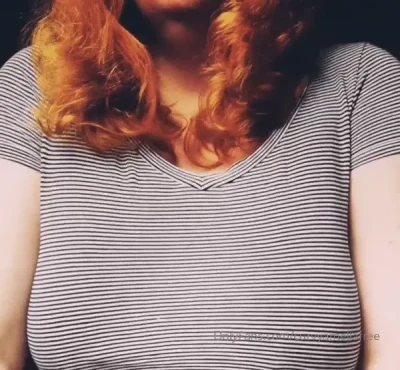 curvyameliafree - Ahora tengo un juguetito para darle rico y sacarme fotos y grabarme  