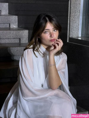 Gio Scotti [ gio-scotti ] - Do you like girls who wear stockings or tights?) A long video you can
