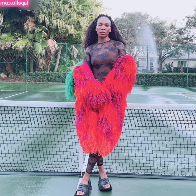 Venus Williams [ venus-williams ] - LETS GO KNIGHTS!!! If Knights win I’ll give you all a special treat