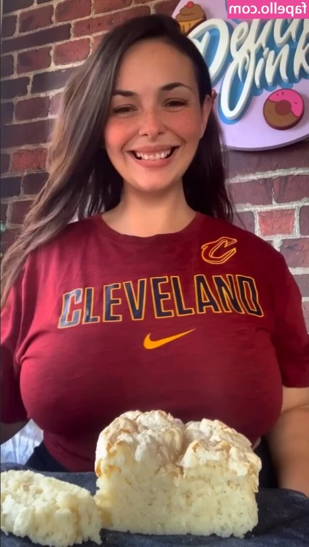 Rocio Ayelen Fernandez [ rocio-ayelen-fernandez ] - Lick me