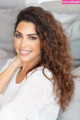 Yolanthe Cabau [ yolanthe-cabau ] - underneath my dress