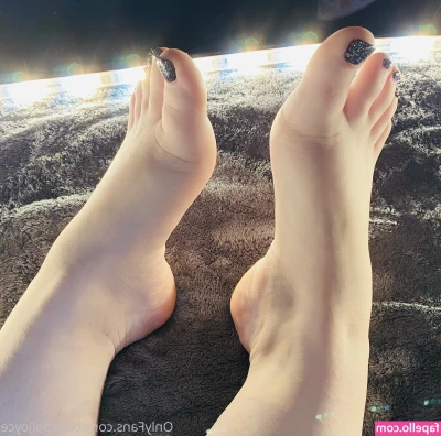 CelestialJoyce - DM me for this Father's Day Video from last year 😈