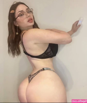 Candyrobbs1 - Oh my goodness, I filmed something so naughty today 🙈 Perfect for