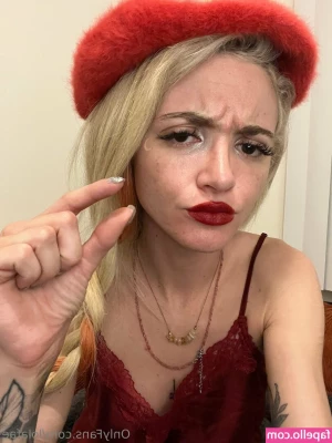lolafae - Who wants to confine fun to the bedroom only? Men's sense of
