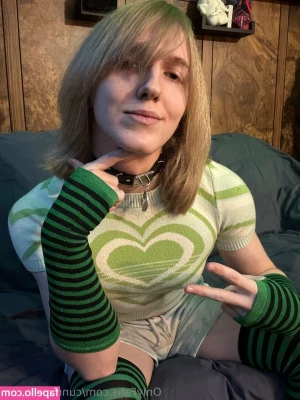 cunning_kitten [ cunning-kitten ] - send me a pm if you want to see me double cumming with even more