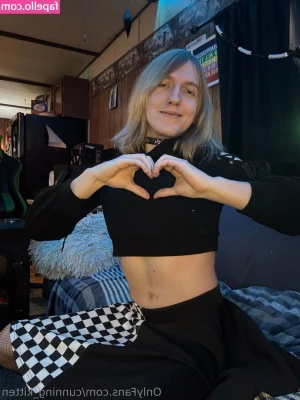 cunning_kitten [ cunning-kitten ] - I’d love to do something special for you 💙  @akathefirebush
