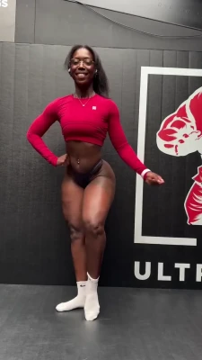 1_spice_ [ 1-spice ] - Watch for a POV of me bouncing my tits on your face 😏