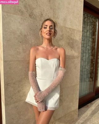 Chiara Ferragni [ chiara-ferragni ] - i want you to pass me your tongue