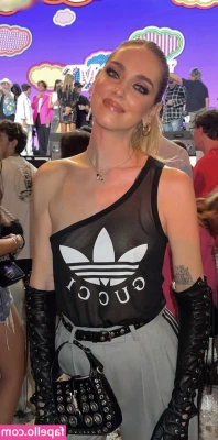Chiara Ferragni [ chiara-ferragni ] - Would yall watch if I went live tonight