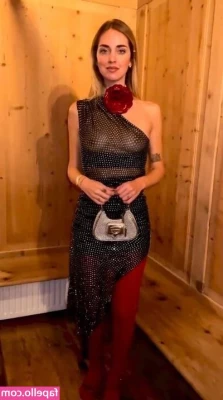Chiara Ferragni [ chiara-ferragni ] - Just take a look and come to my dm's🥰