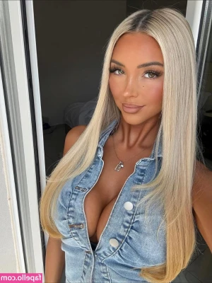 Bethyycm - Let's kick off this weekend with a bang 😈 Do you crave for my