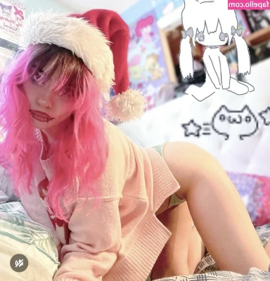 Killerkitty.xx [ killerkitty-xx ] - Baby🙈do you think i have something under this outfit?😈🔥