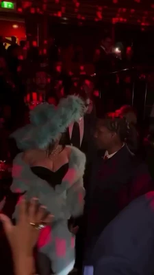  [ rihanna ] - Te gustaría un sentón de suki?🫣❤️
